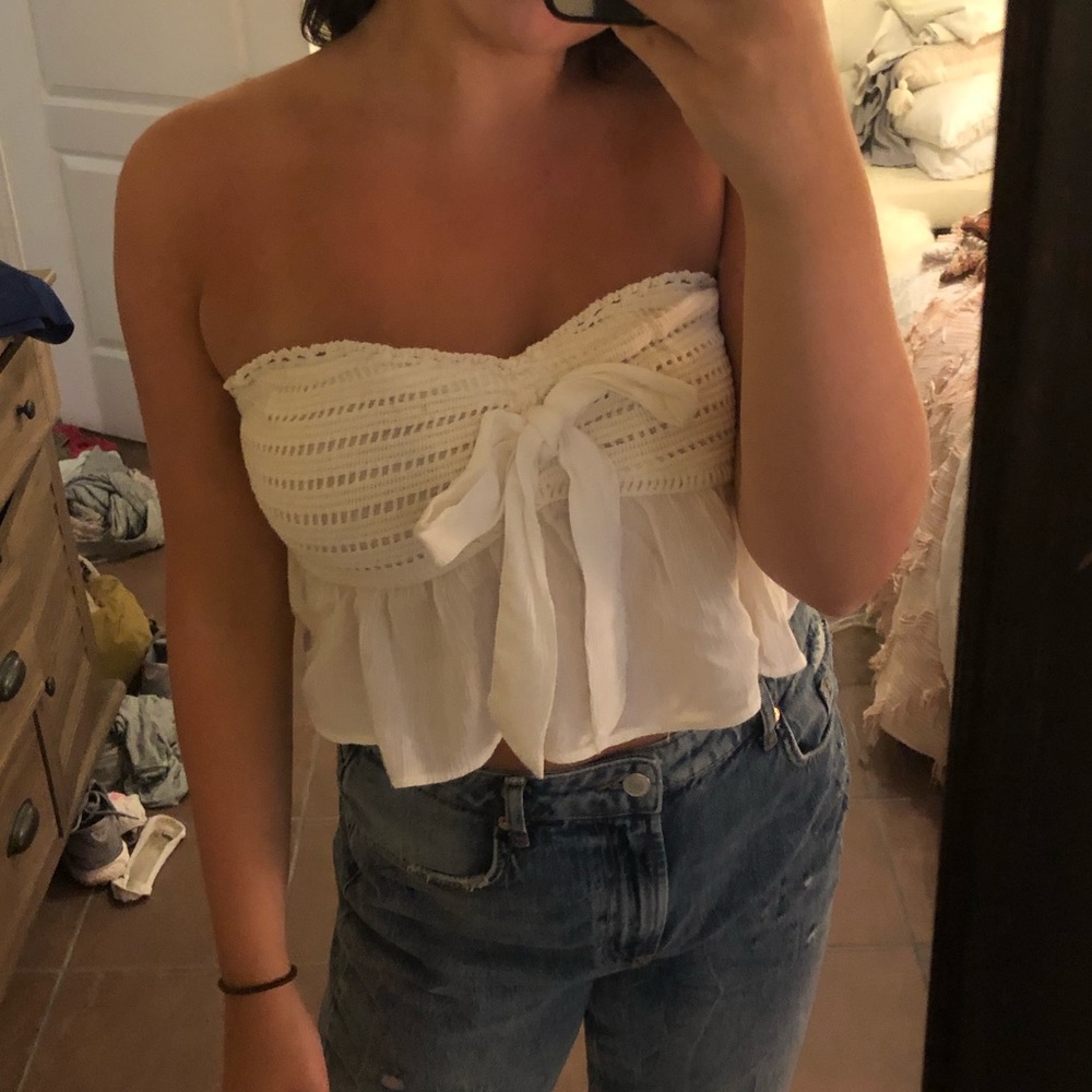 American Eagle crop top